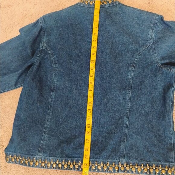 Life Style Woman's Jean Jacket rivets - Picture 9 of 10